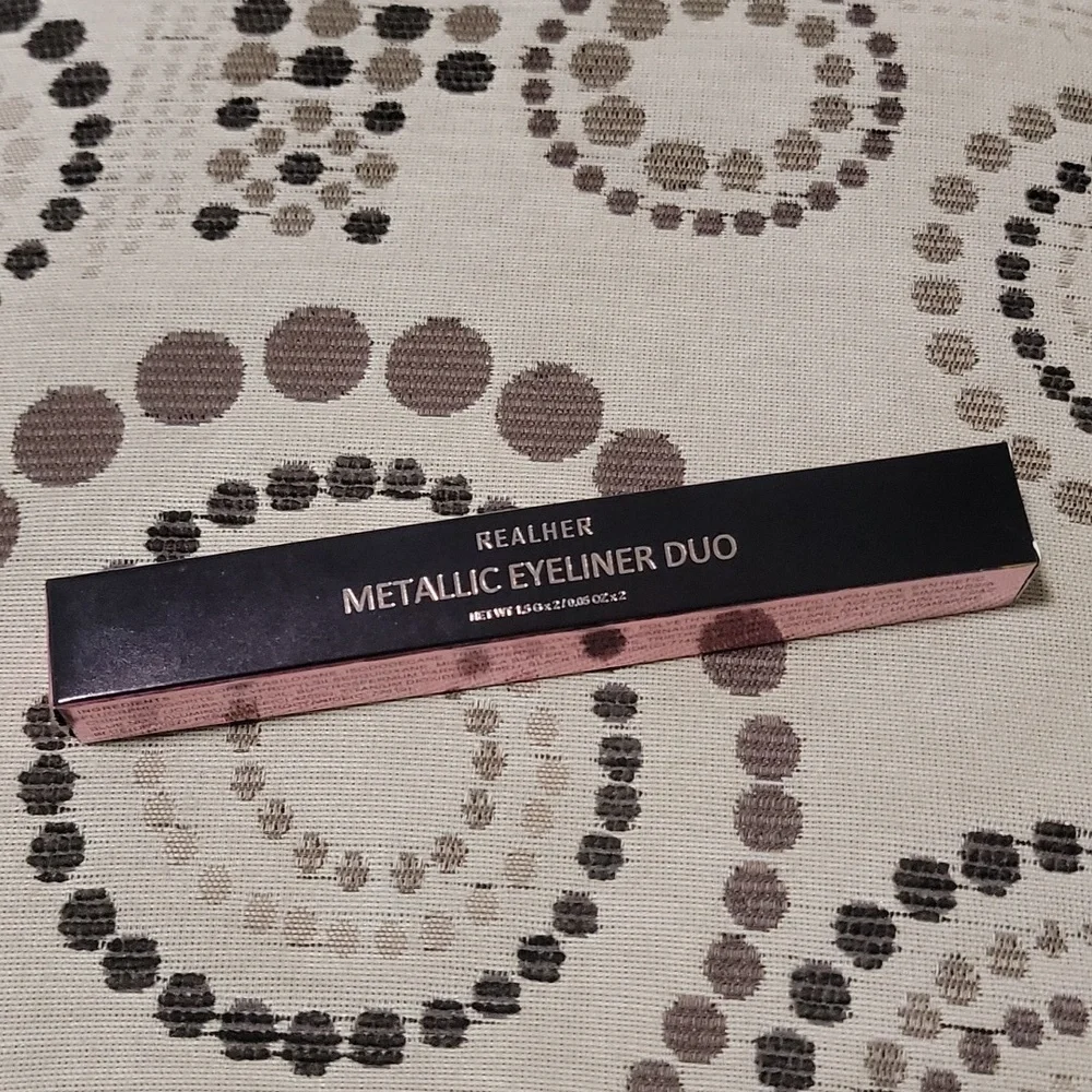 Realher Metallic Eyeliner Duo